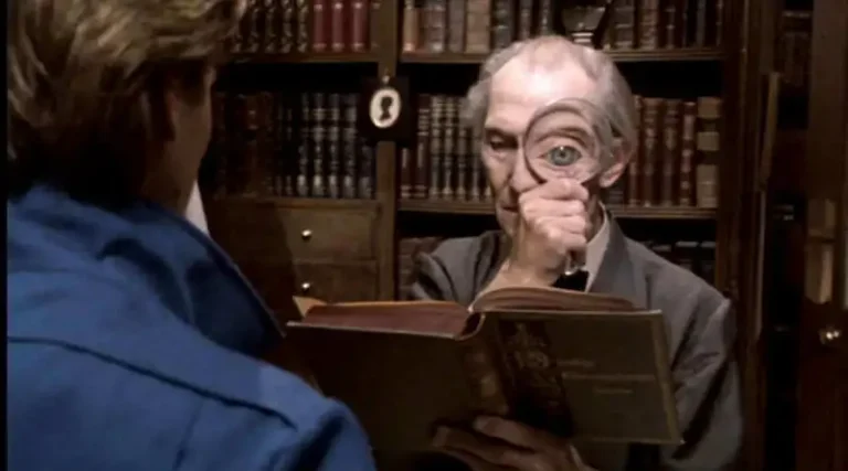 80'ler sineması, film önerisi, hayatın küçük mutlulukları, komedi filmleri, kült komedi filmleri, mizah, nostalji, sinema anıları, top secret film, val kilmer, zekice espriler