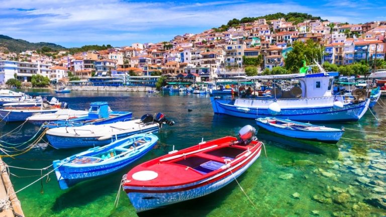 aile tatili, araçla Yunanistan, Ayvalık feribot, Dikili feribot, Ege adaları, midilli, Midilli feribot, Midilli haritası, Midilli tatil, pitoresk ne demek, vize, Yunan adaları