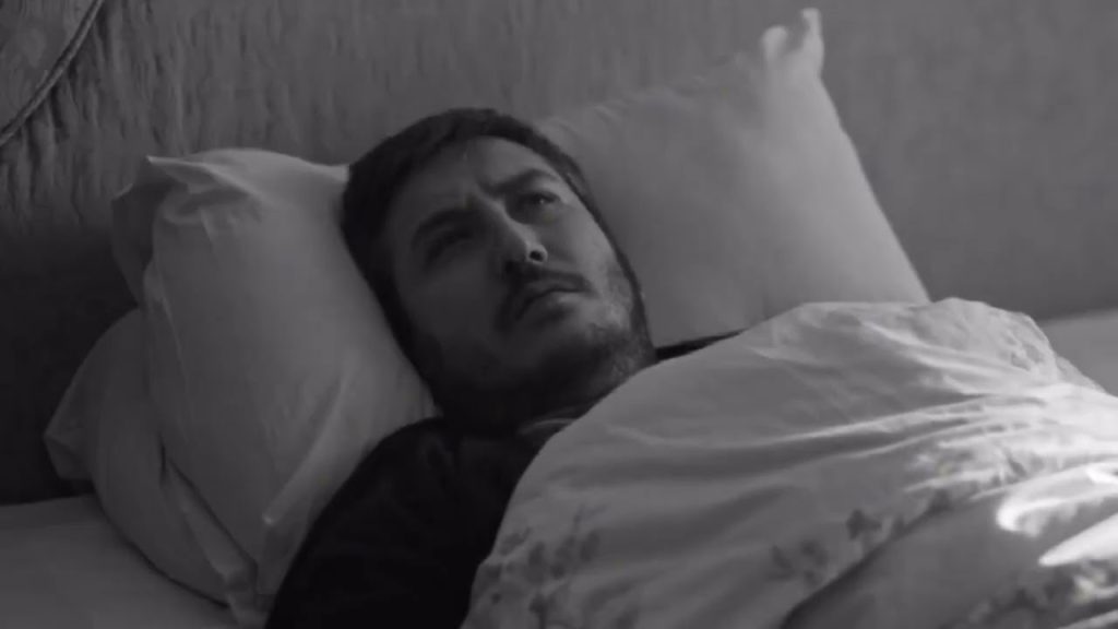 gece 3 fikirleri, gece fikirleri, uykusuzluk mizahı, saçma planlar, mini intikam, gece yarısı düşünceleri, komik fikirler, yılmaz, feyyaz yiğit