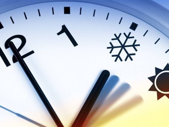 kalıcı yaz saati, kış saati uygulaması, enerji tasarrufu, gün ışığı, sirkadiyen ritim, sabah karanlığı, saat farkı, Türkiye saat dilimi, GMT+3, okul saatleri